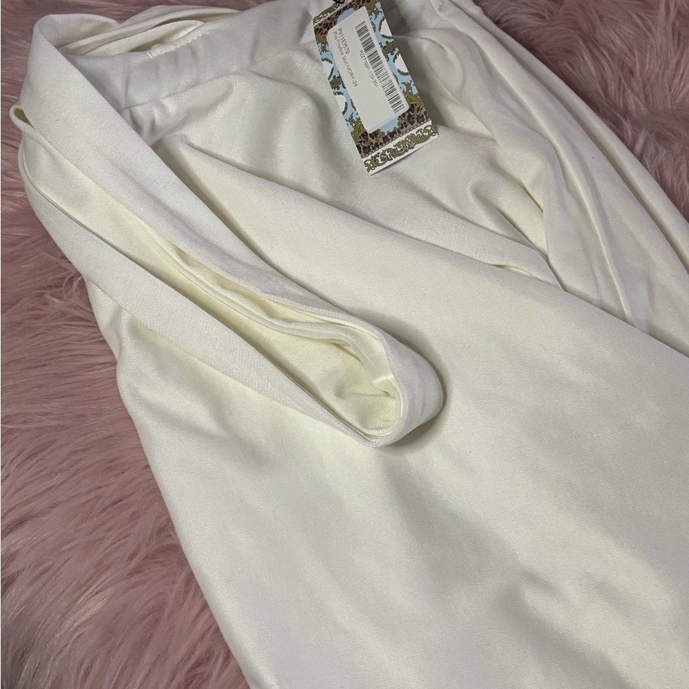 Boohoo Plus Cream Circle Skater Skirt